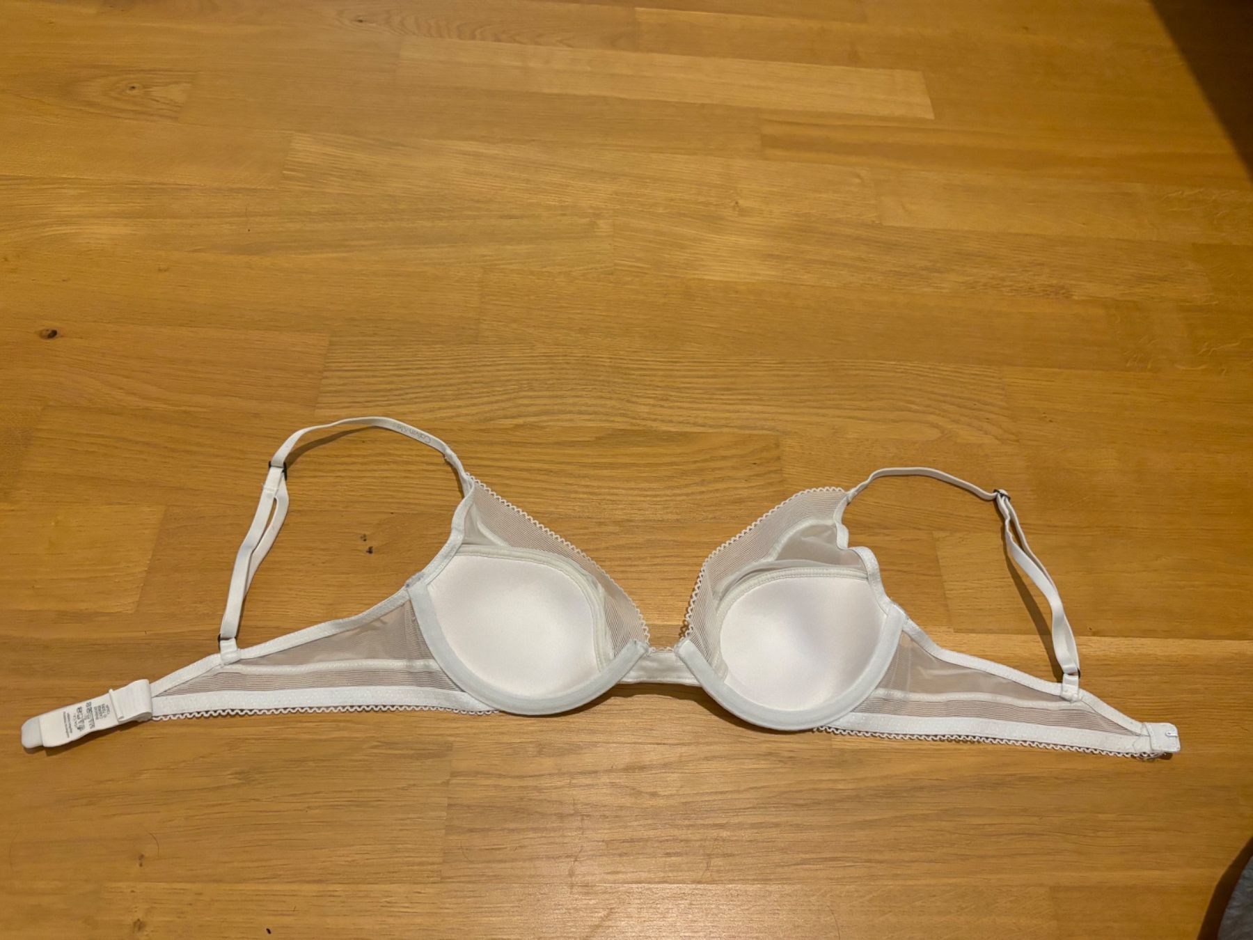 Calvin Klein Autres dessous: BH / Bra - Calvin Klein - Gr. ? eher klein ca. S – D'occasion à Stadel par Chanel_5 5