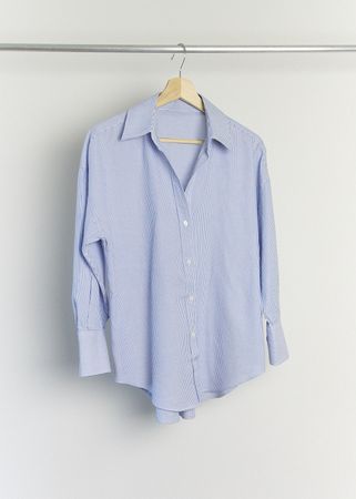 Gestreiftes Oversize-Hemd, GröSSe S-L, sehr guter Zustand