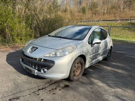 Peugeot 207 Turbo