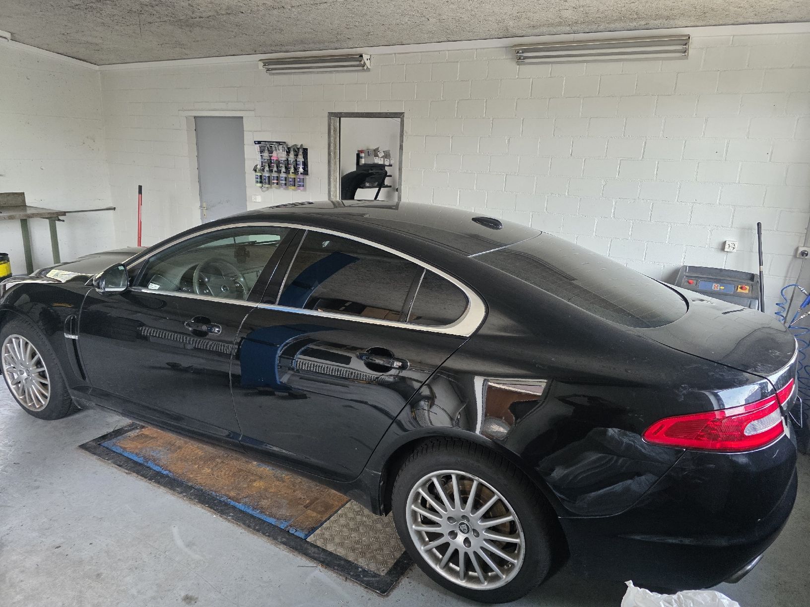 Jaguar Autos: Jaguar XF 3.0 – Défectueux à Pohlern par SGS94 1