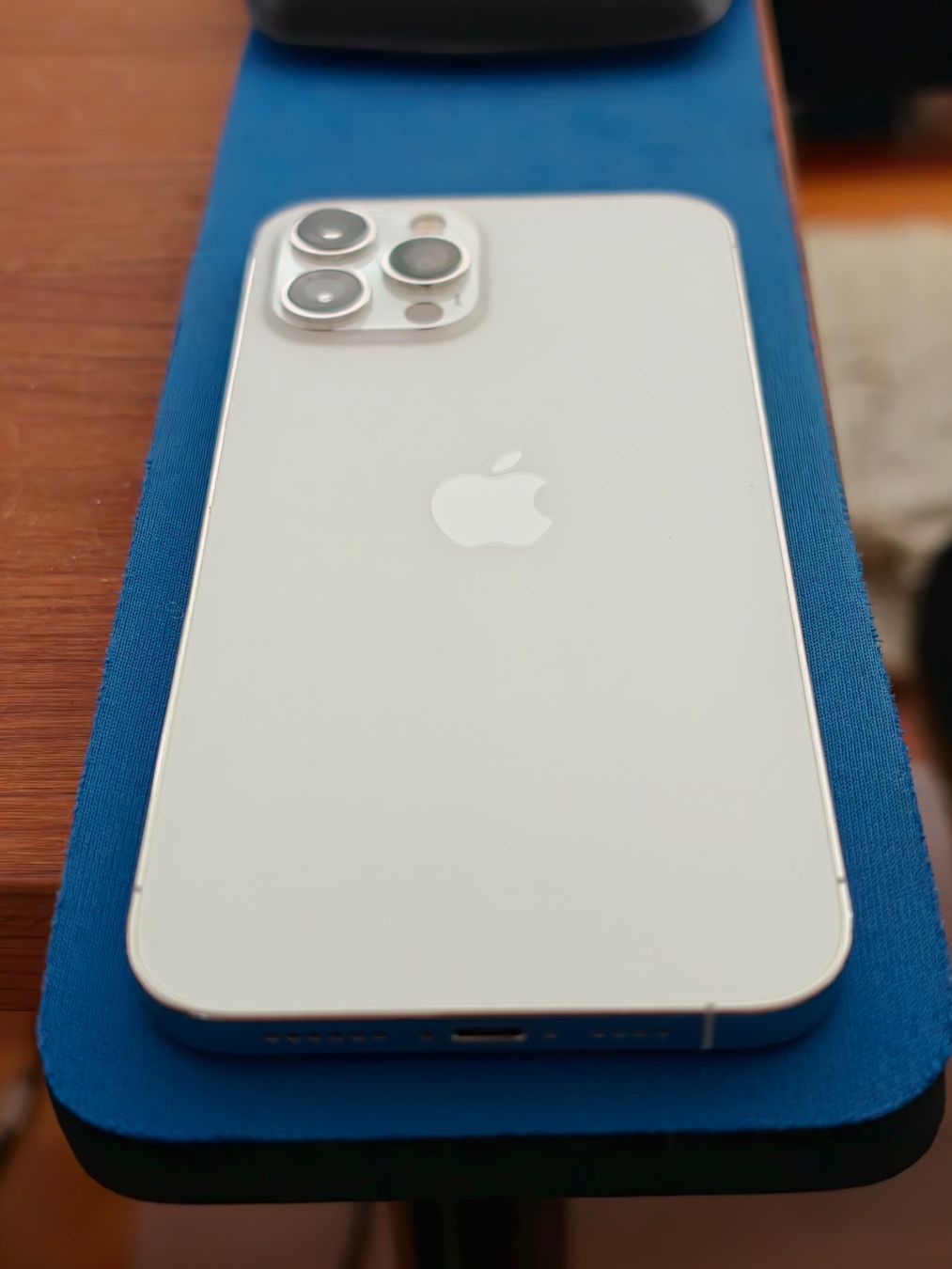 Apple Telefoni cellulari / Smartphones: Apple iPhone 12 Pro Max in Topzustand – Usato da Kirchberg SG venduto da B1678