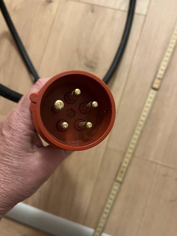 Kabel: Mennekes Kabel 5 polig – Gebraucht aus Lupsingen von MaCoE 2