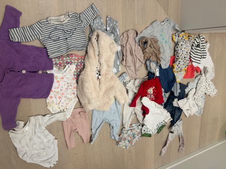 Süesses Baby Kleider Paket, Grösse 50-68, Top Zustand!