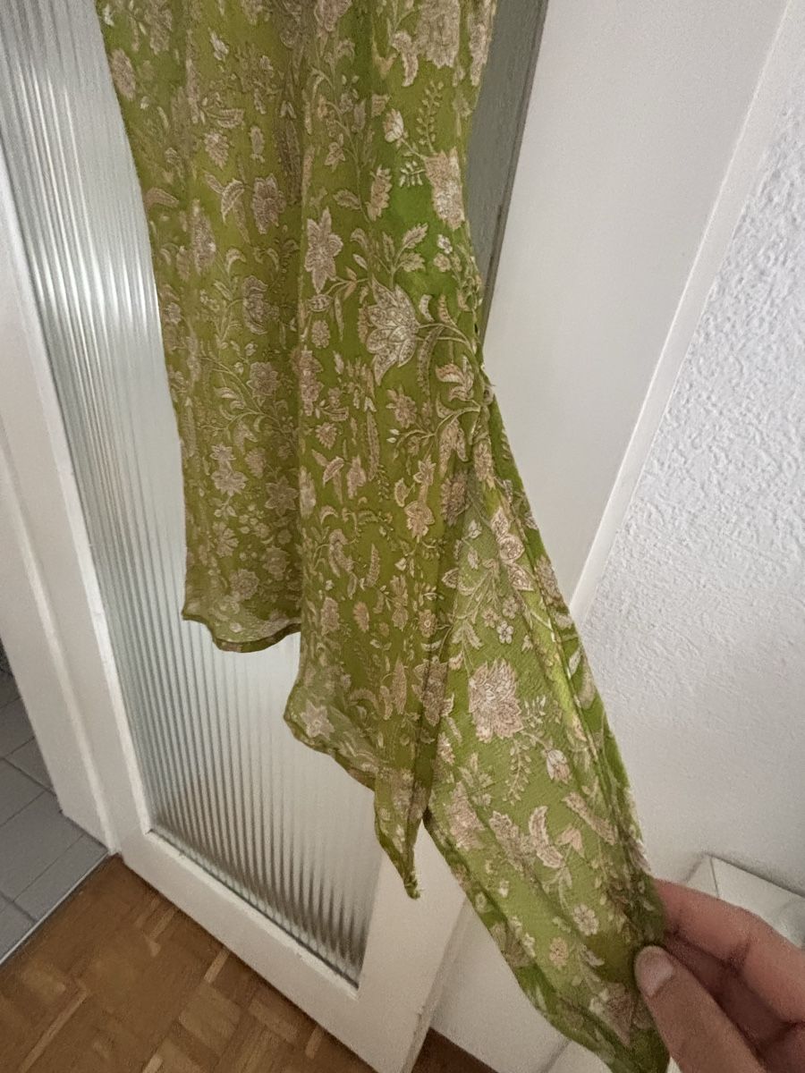 Vestiti: Robe soie %100 taille M – Usato da Brügg BE venduto da rah_mqh8 6