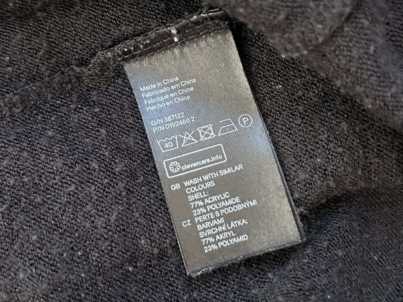 H&M Vestiti: H&M Dress with Hood – Usato da St. Gallen venduto da look-twice 4