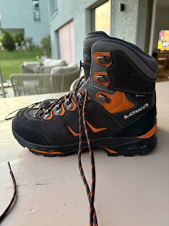 Damenschuhe: Lowa Wanderschuhe Damen Gr. 40 – Gebraucht aus Kriens von tan_56gs 1