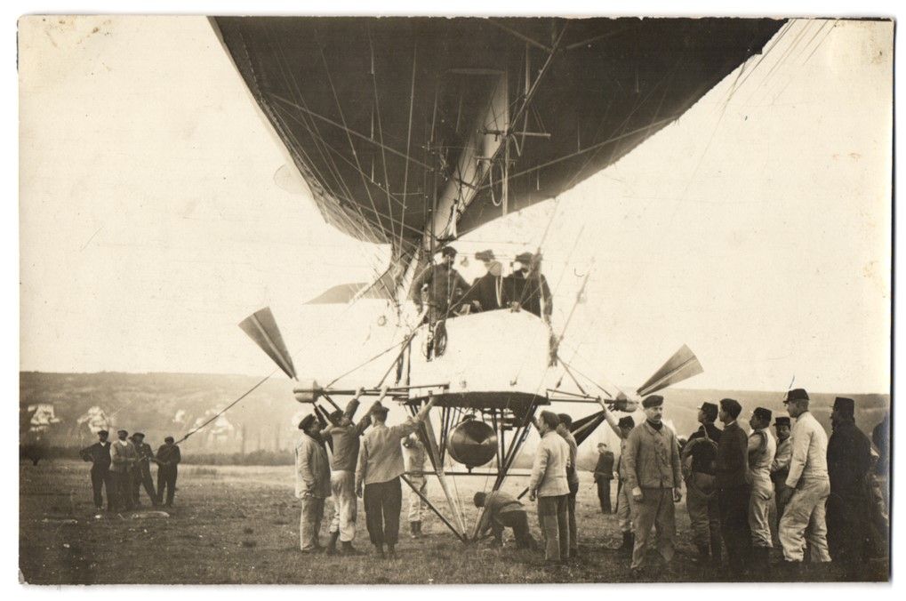 Fotografie & Manifesti: Fotografie M. Branger, Paris, Zeppelin,  – Usato da Berlin venduto da bartko-reher