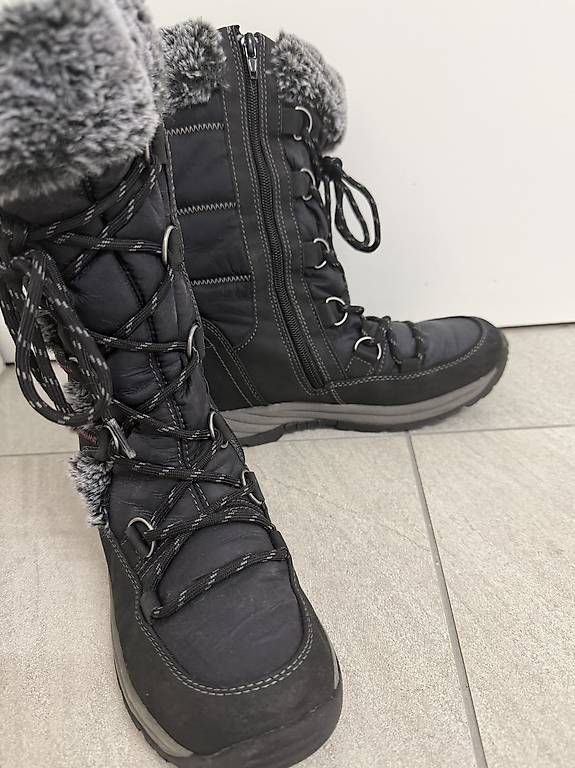 Chaussures filles: Winterstiefel – D'occasion à Kölliken par lul_9zmq 3