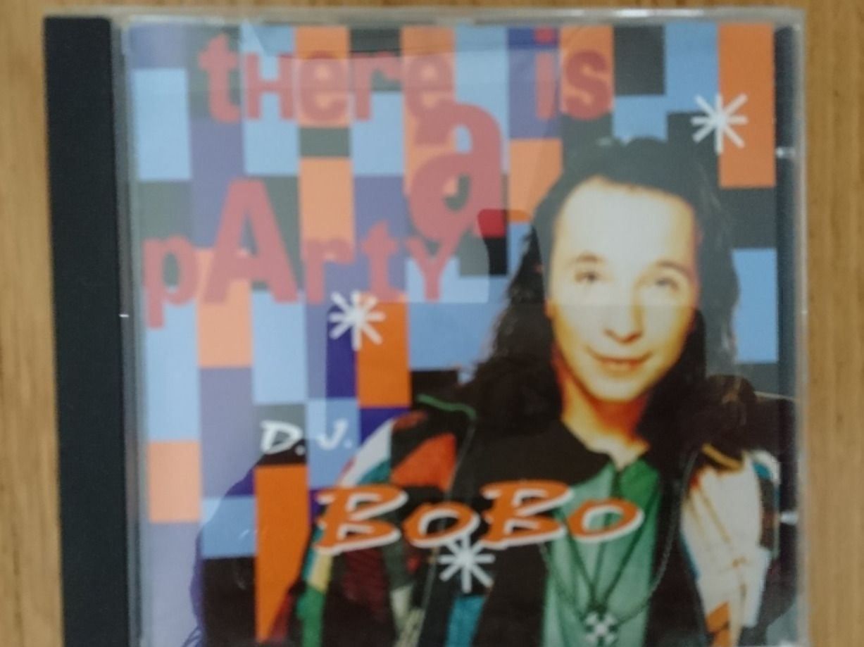 CDs: D.J. Bobo there is a party CD – Gebraucht aus Luzern von Einh0rn
