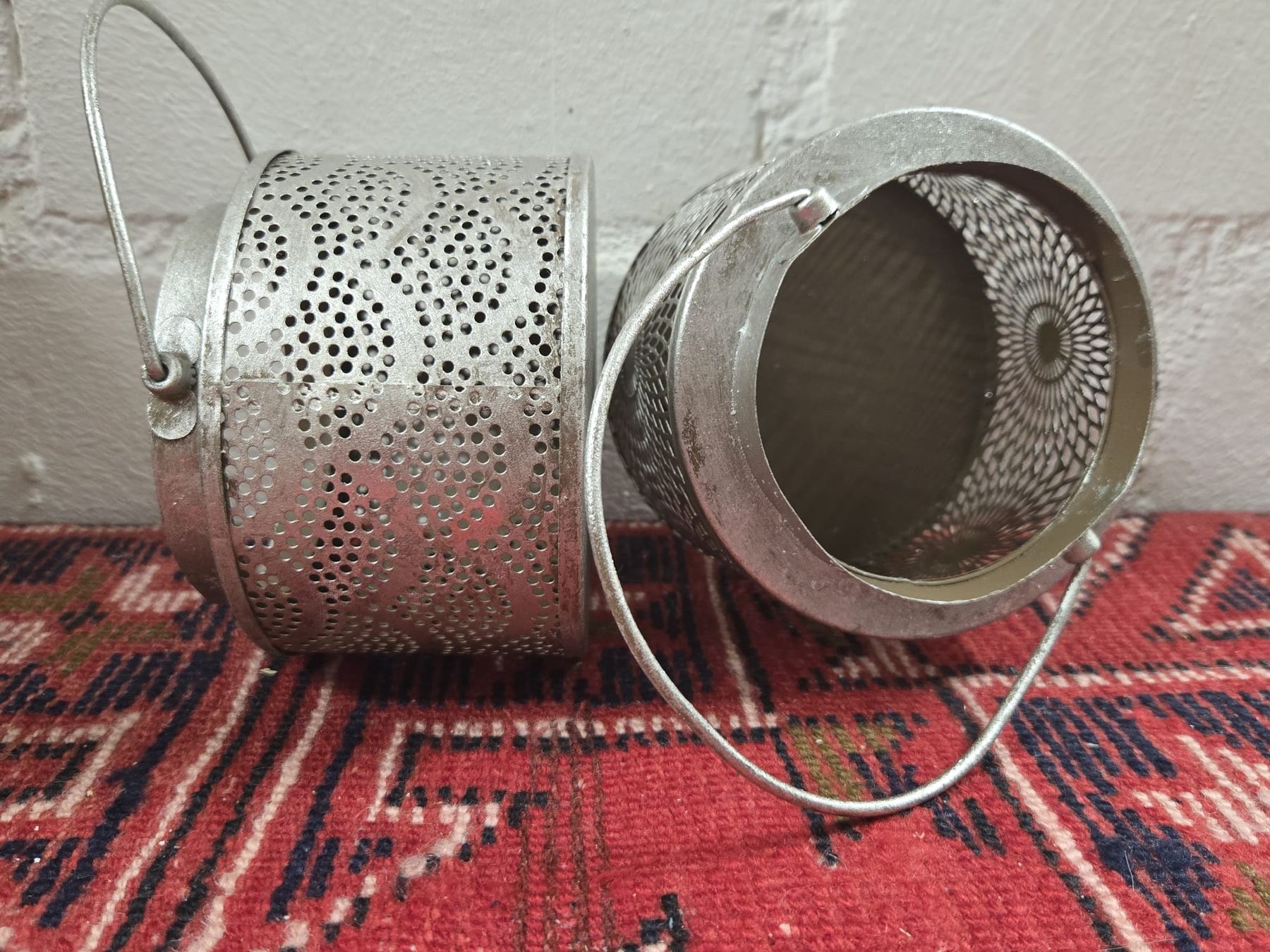 Lanterne: 2 Silberne Windlichter, Laternen, Deko – Usato da Rheinsulz venduto da Dred 2