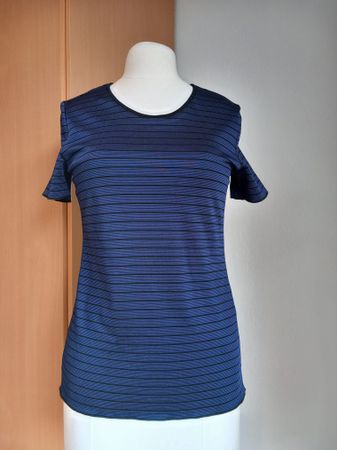 Damen T-Shirt von Emporio Armani Gr. 36/38