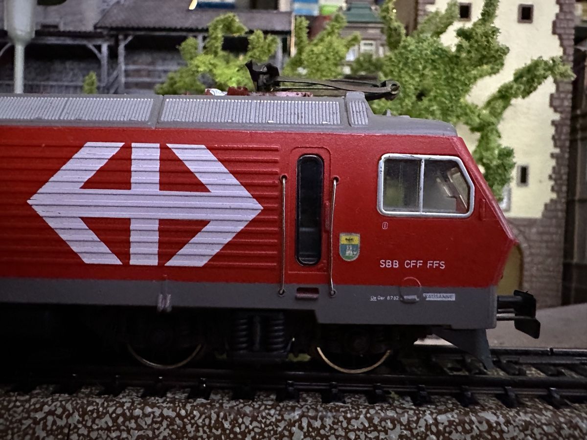 Märklin Modellini di ferrovie: Märklin 3328 SBB Re 4/4 IV – Usato da Lupsingen venduto da New-Haven 1