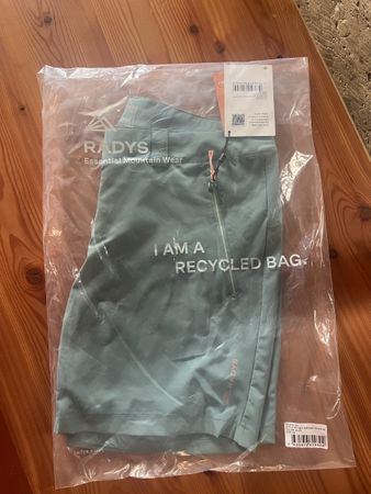 Radys, leichte Sommershorts, NEU, Gr. 40