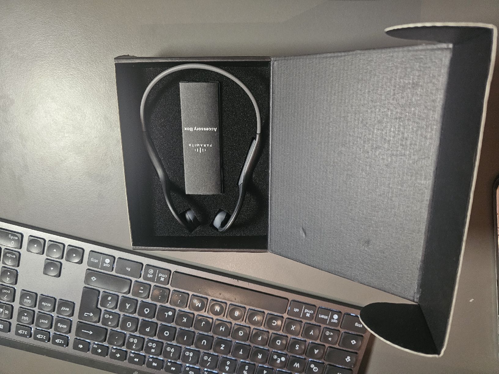 Cuffie: Paramita DG08 Bone Conduction Wireless Headset  – Nuovo (secondo la descrizione) da Stansstad venduto da alp_7hfk 2