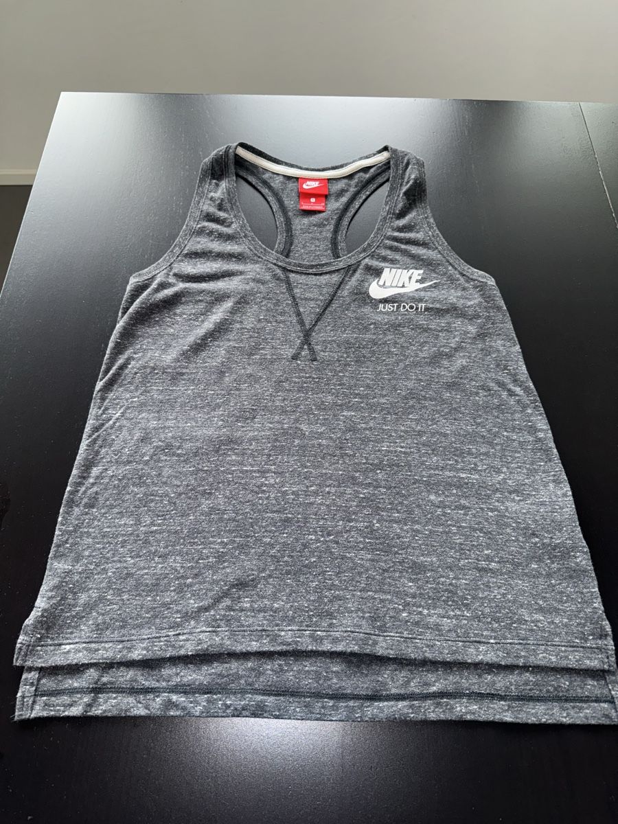 Nike Kleiderpakete: Nike Set Top und Shorts Grau Gr. S – Neu (gemäss Beschreibung) aus Zürich von Jen10 2