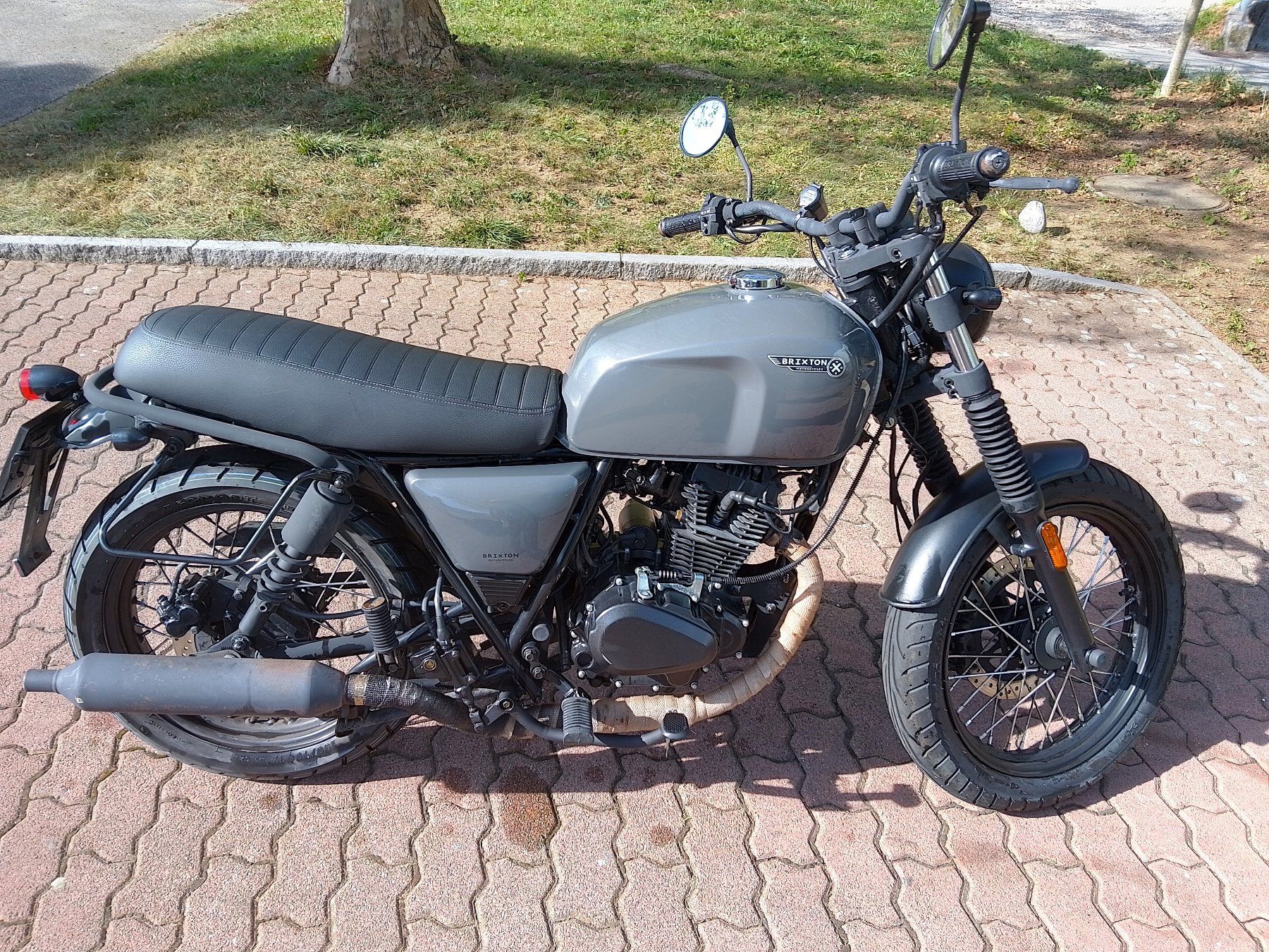 Brixton Motorcycles Strada: Brixton Cromwell 125 CBS grau – Usato da Trimbach venduto da Sportschuhe 1