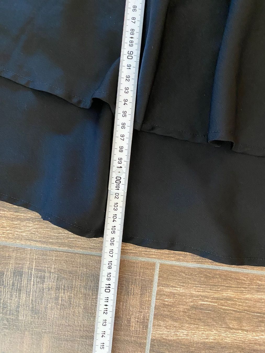 Shein Vestiti: Kleid mit Puffärmeln schwarz Gr. 54 / 5XL – Usato da Pratteln venduto da a23_j2gs 6