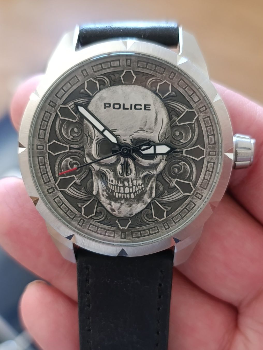 Bracciali & Braccialetti: Police Armbanduhr – Usato da Oftringen venduto da marsvolta 1