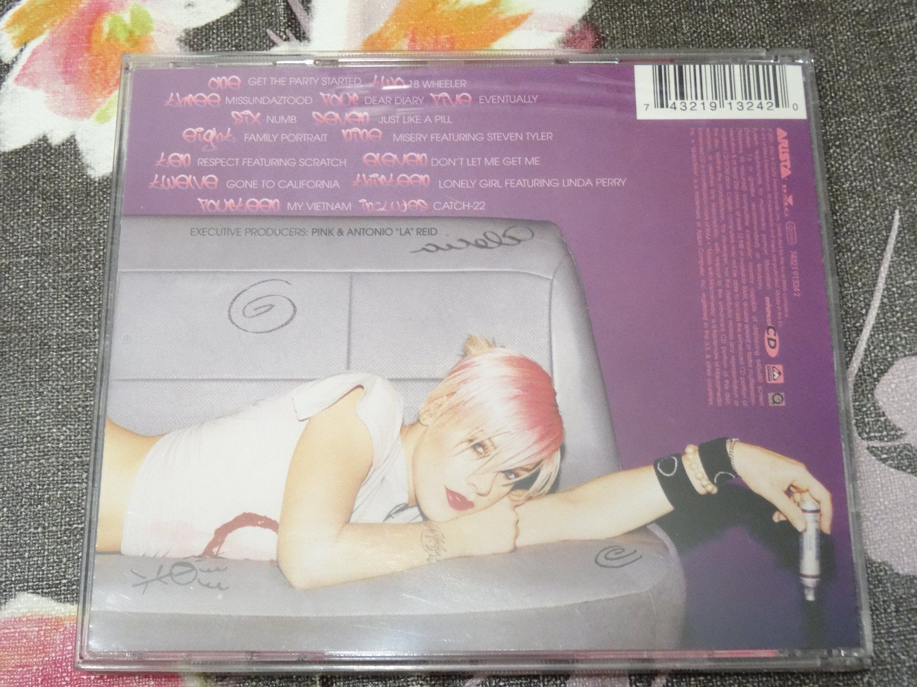 CDs: Pink - Missundaztood CD – Gebraucht aus Olten von Disc-Ausverkauf 1