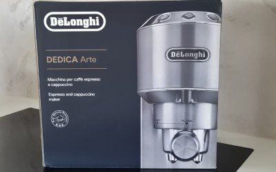 Macchine per caffè & Macchine per espresso: DeLonghi Dedica Arte Espressomaschine – Usato da Reinach AG venduto da Ugrendi 3