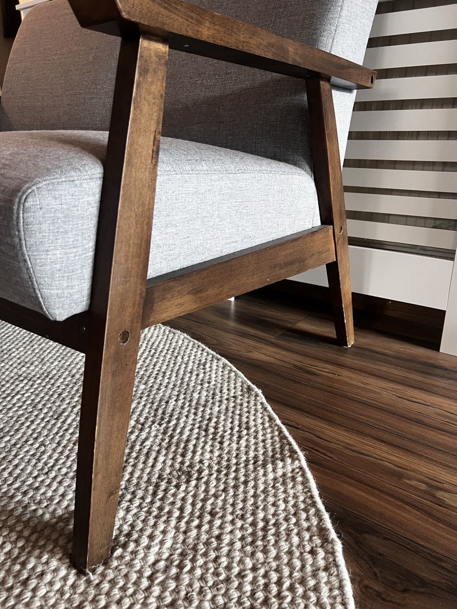 Beliani Sofas: 2er Sofa Grau/Holz – Gebraucht aus Jenins von apfelapfel123 2