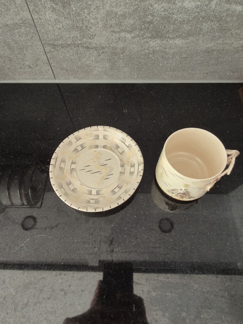 Tazze: une paire tasse-soucoupe – Usato da Bulle venduto da Gala7 1