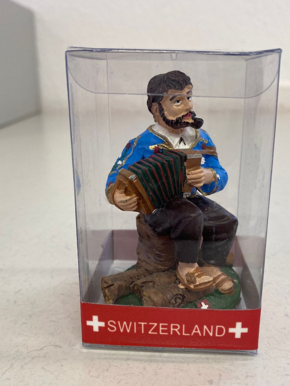 Statuette: Schweizer Souvenir Figur, Älpler mit Handorgel, Backpfeife – Usato da Niederhelfenschwil venduto da Chleeblatt1938 5