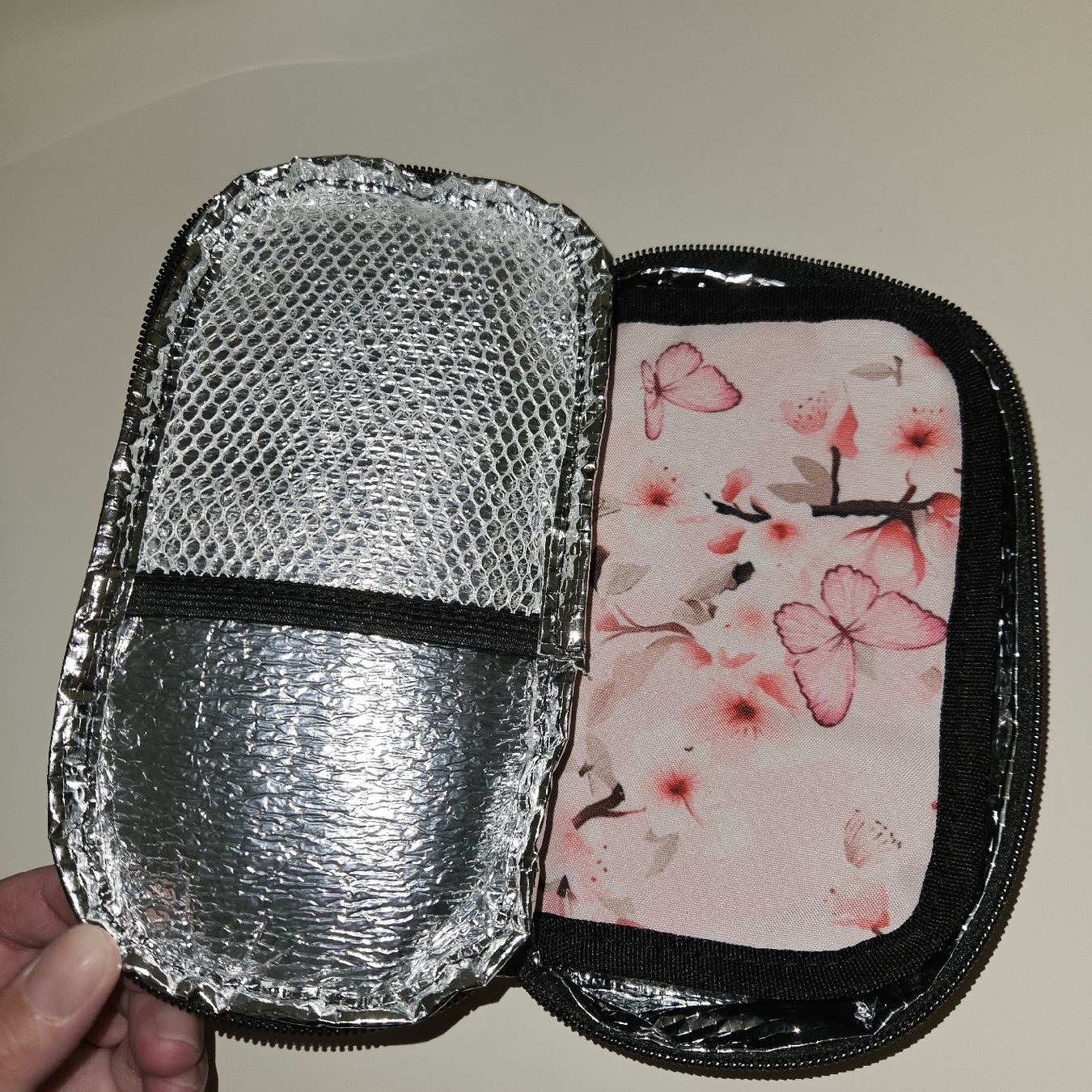 Schüler-Etuis: Kühltasche pink Blumen Schmetterlinge neu – Gebraucht aus Au ZH von plumi21 1