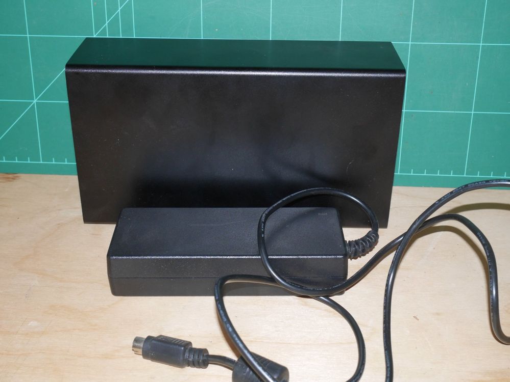 Lacie Dischi rigidi: LaCie Festplatte 1TB - frisch gewiped, inklusive Adapter! – Usato da herzogenbuchsee venduto da fuckjava 3