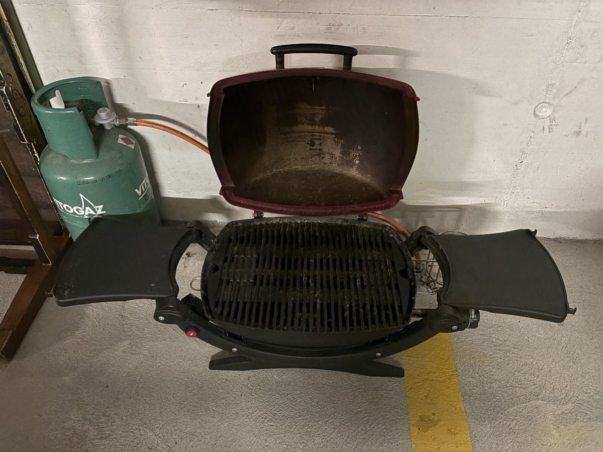 Griglie: Weber Tischgrill Gas Bordeaux – Usato da Zürich venduto da Nick345 5