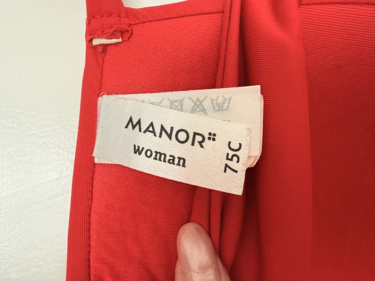 Manor Costumi da bagno & Bikini: Bikinioberteil rot Gr 75C – Usato da Affoltern am Albis venduto da meliii55 2