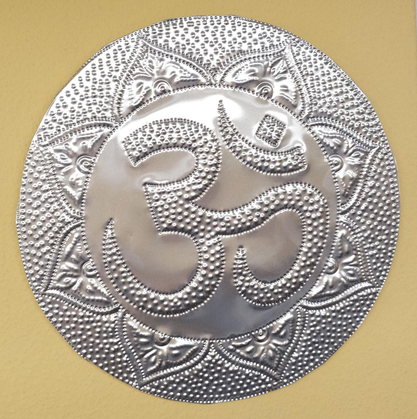 Tutte le decorazioni: Om Mandala Wanddekoration Bild Handarbeit – Nuovo (secondo la descrizione) da Zürich venduto da Masala-Oase