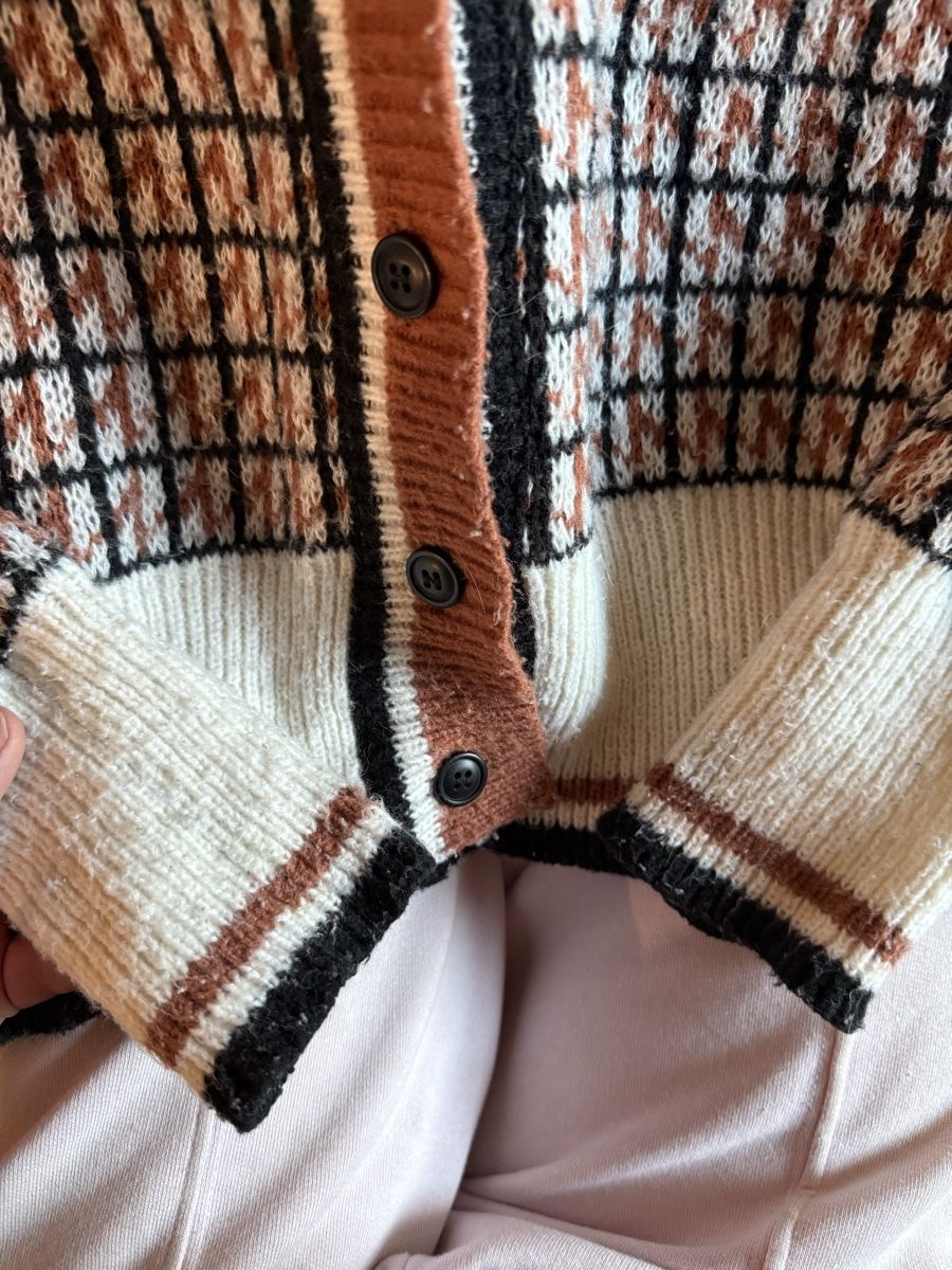 Shein Giacche: Shein Strickjacke Gr. M  – Usato da Langenthal venduto da vik_v5ml 2