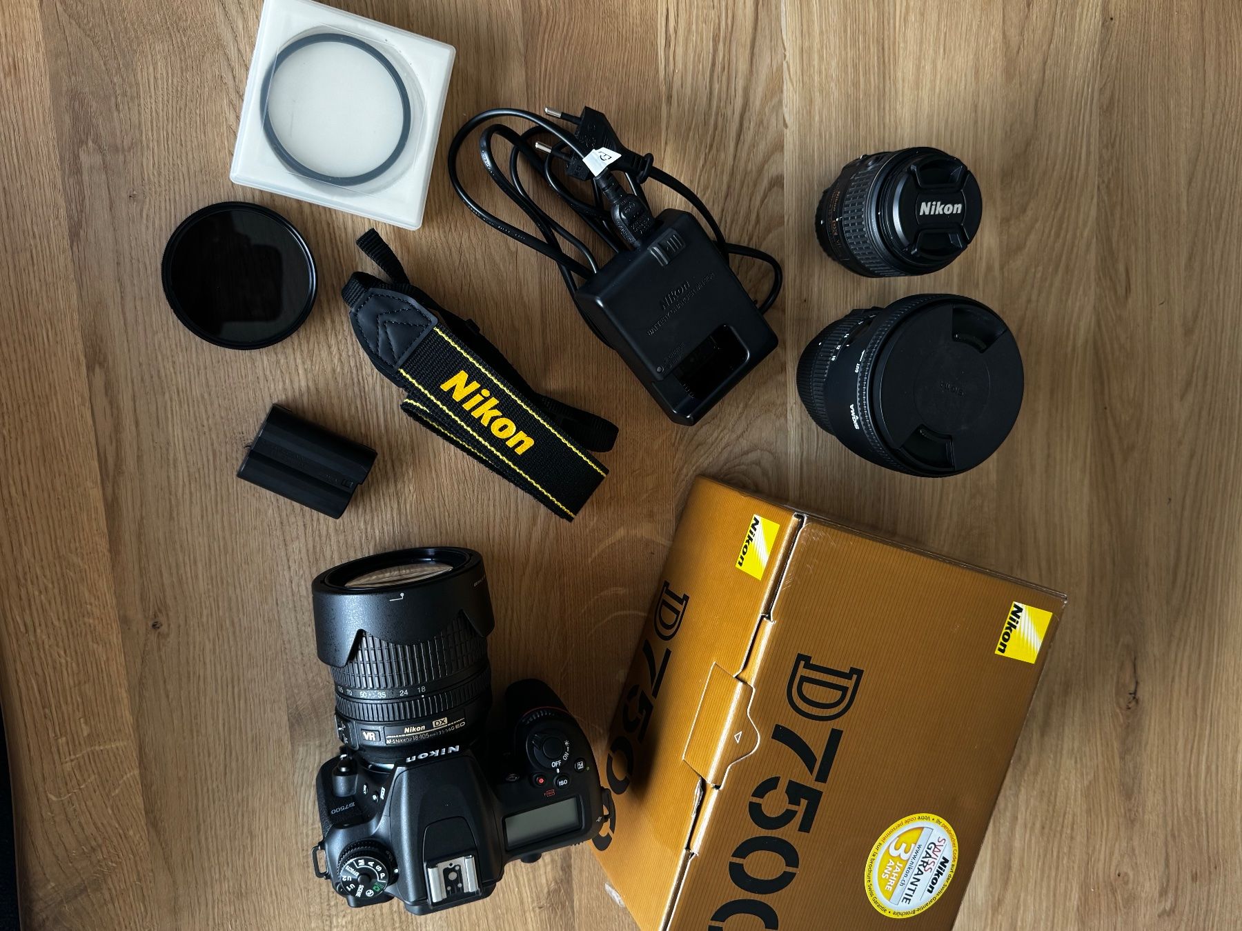 Nikon Kamera: Nikon D7500 mit drei Objektiven – Gebraucht aus Freienbach von sas_26nh