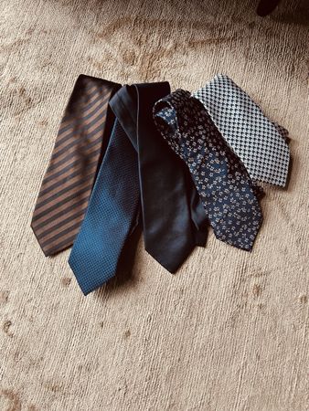 Lot von Krawatten von CALVIN KLIEN und anderen