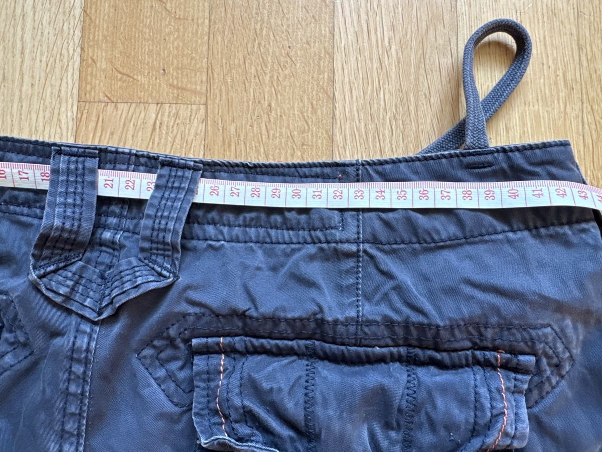 Superdry Hosen: Superdry Shorts Gr. M  – Gebraucht aus Mauren von ducducturi 7