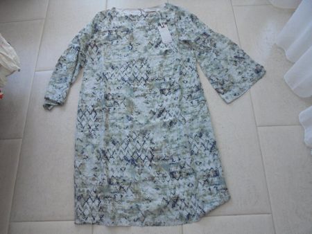 NILE KLEID GR.S *NEU*