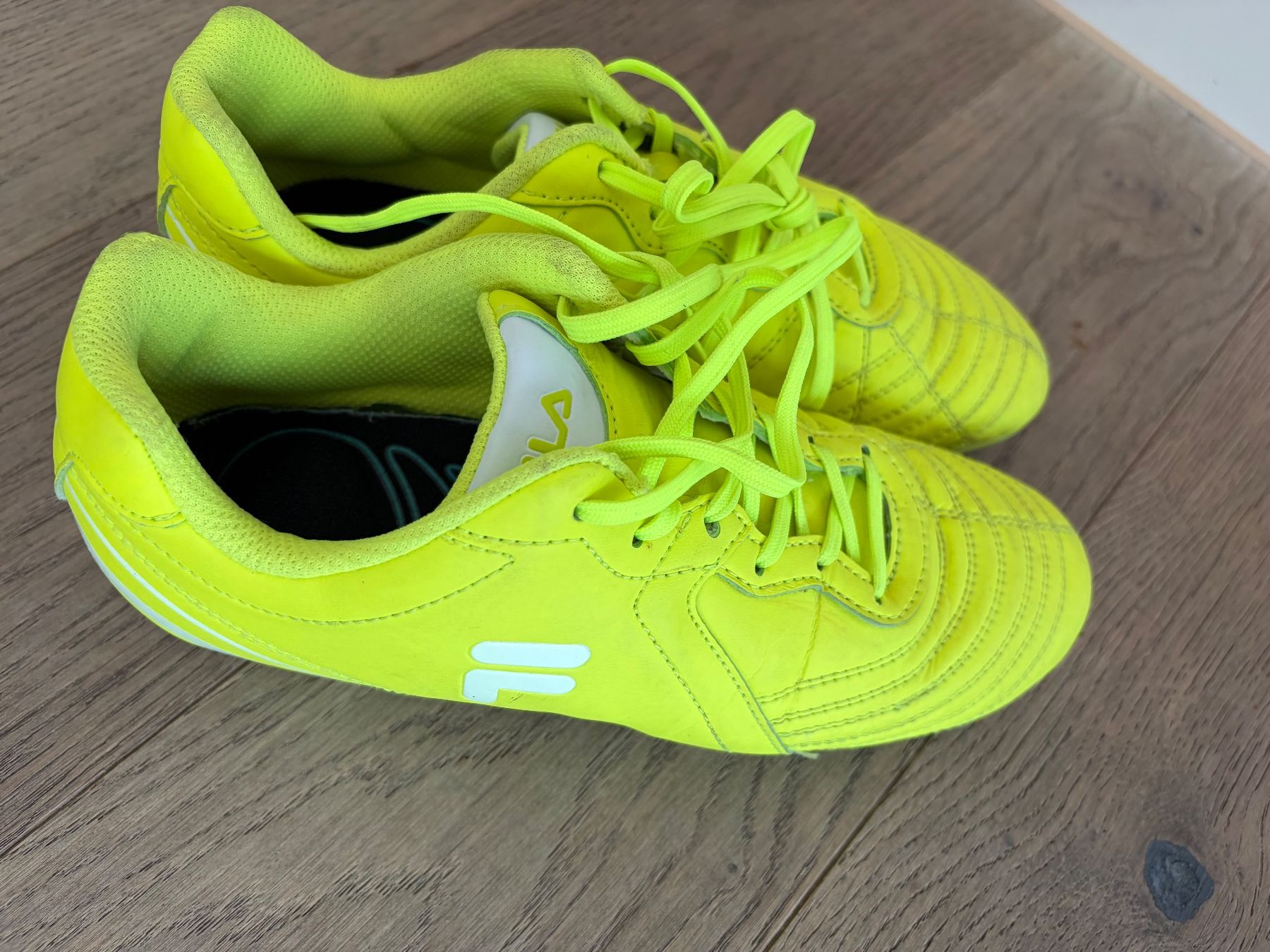 Fila Scarpe da uomo: Fussballschuh 36 – Usato da Stallikon venduto da NOH0102