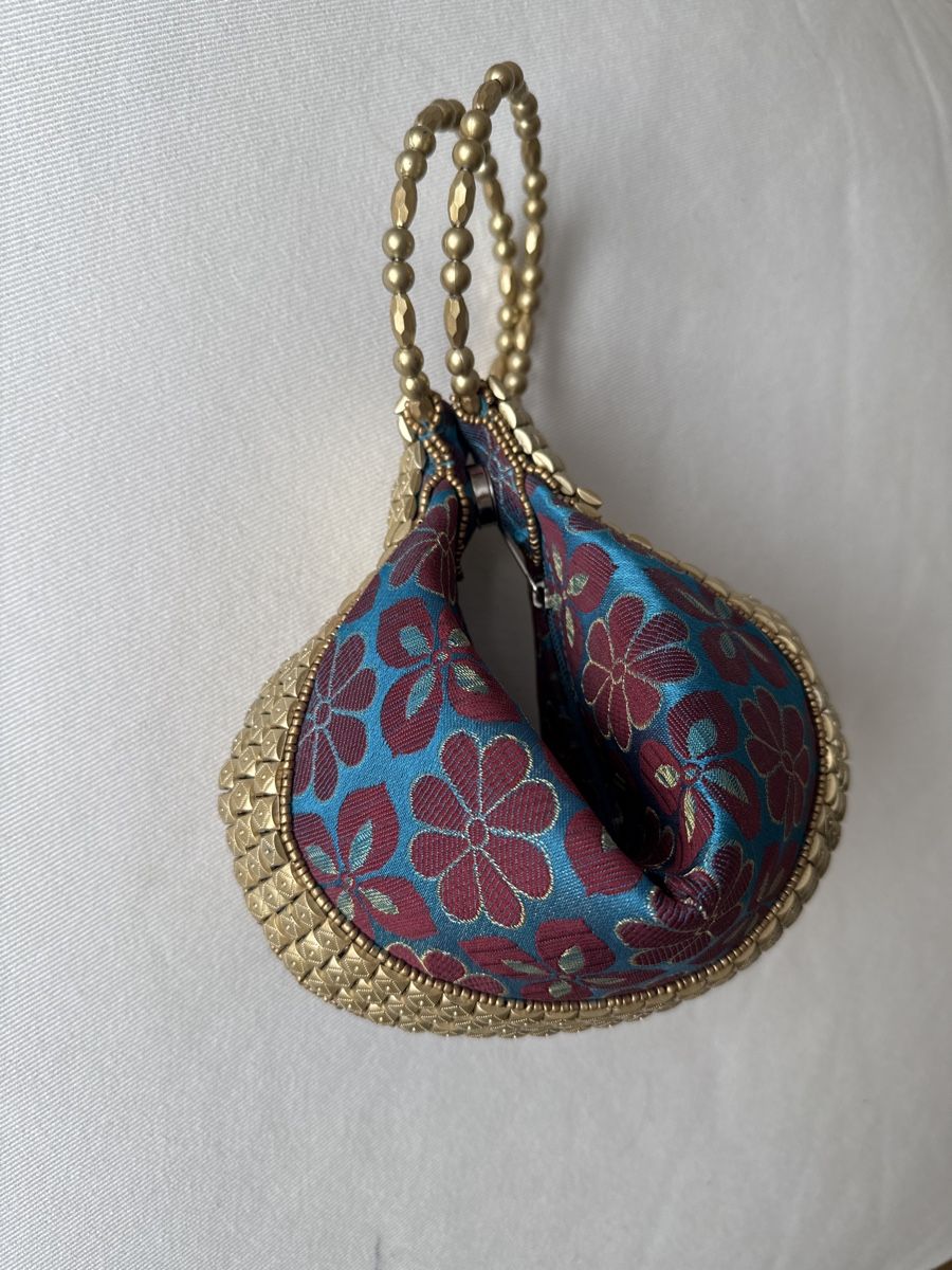 Borse da donna: Unique Oriental Beaded Evening Bag – Usato da Baden venduto da JellyMonster 1
