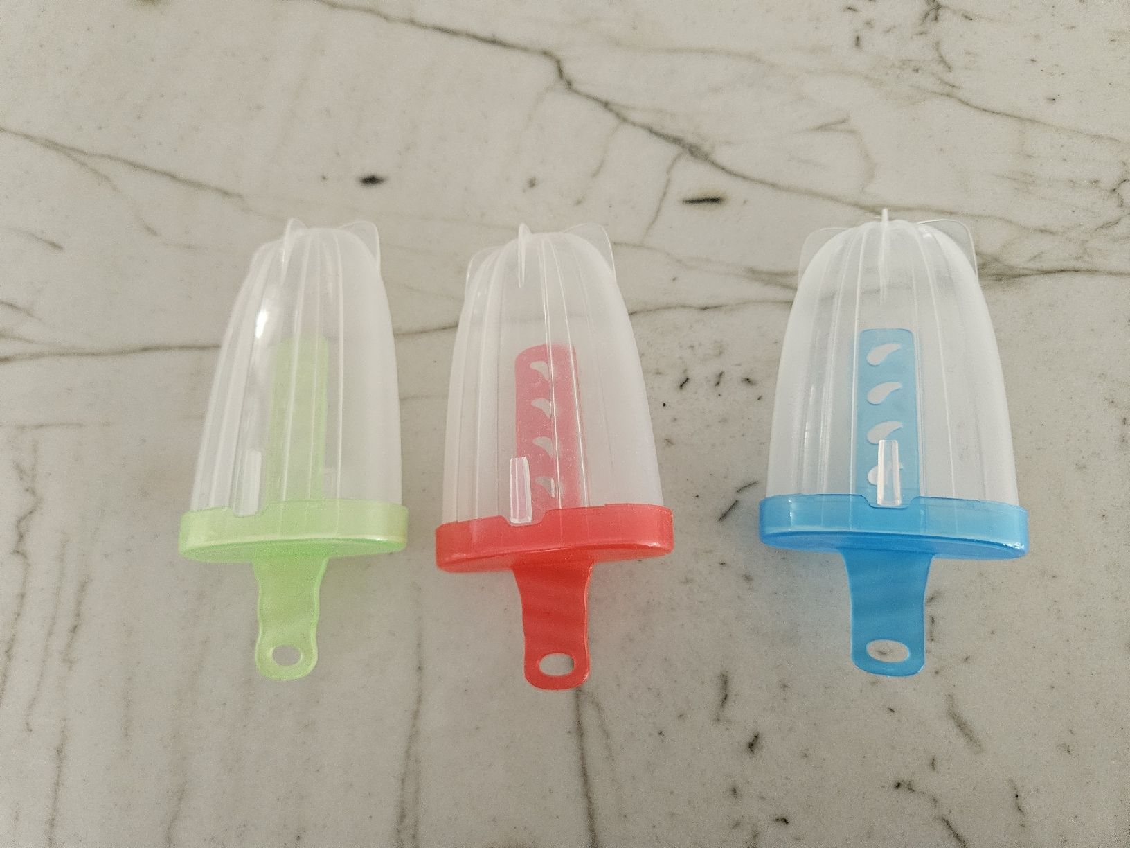 Contenitori & Simili: Sommerzeit: 3er Set Glaceformen, Eis selber machen! – Nuovo (secondo la descrizione) da Kloten venduto da Tacha_gb