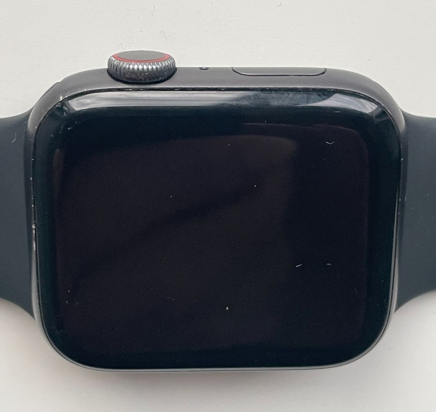 Apple Smartwatch: Apple Watch 4 / 44mm / Space Gray – Usato da Coglio venduto da Minor911 4