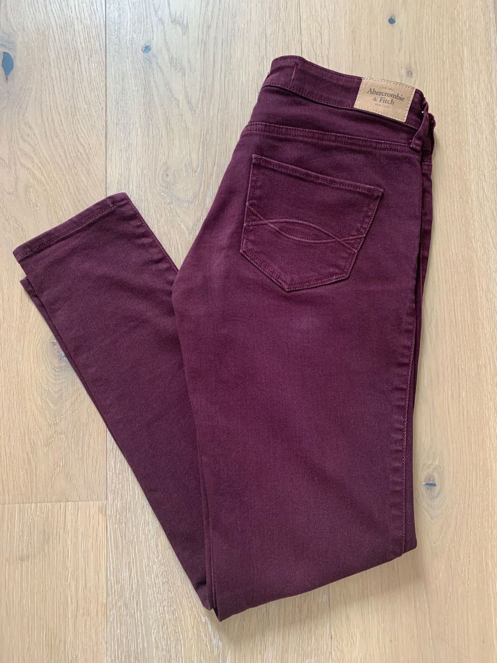 Abercrombie Jeans: Jeans Abercrombie – Usato da Lachen SZ venduto da Swanche77