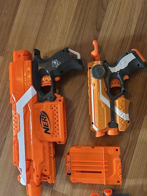 Nerf Giocattoli: Set de pistolets Nerf – Usato da Lavigny venduto da bassposaune78 1