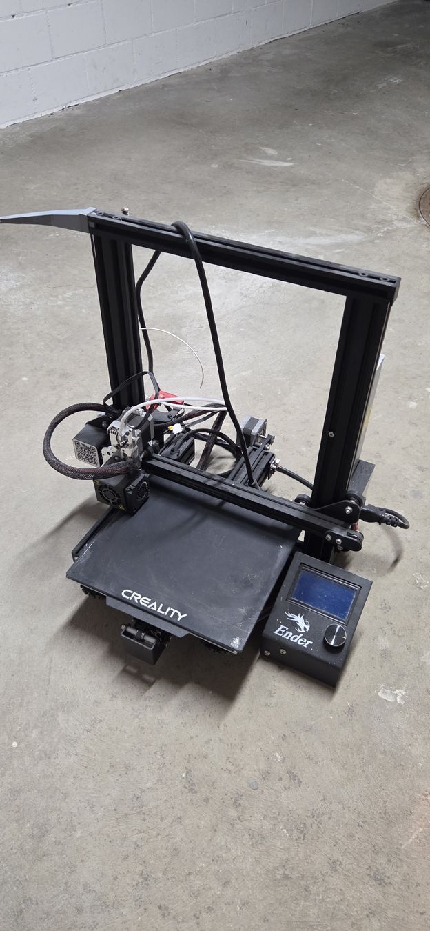 Creality Stampanti 3D: Creality Ender 3 Pro – Usato da bennau venduto da Nibue93 3