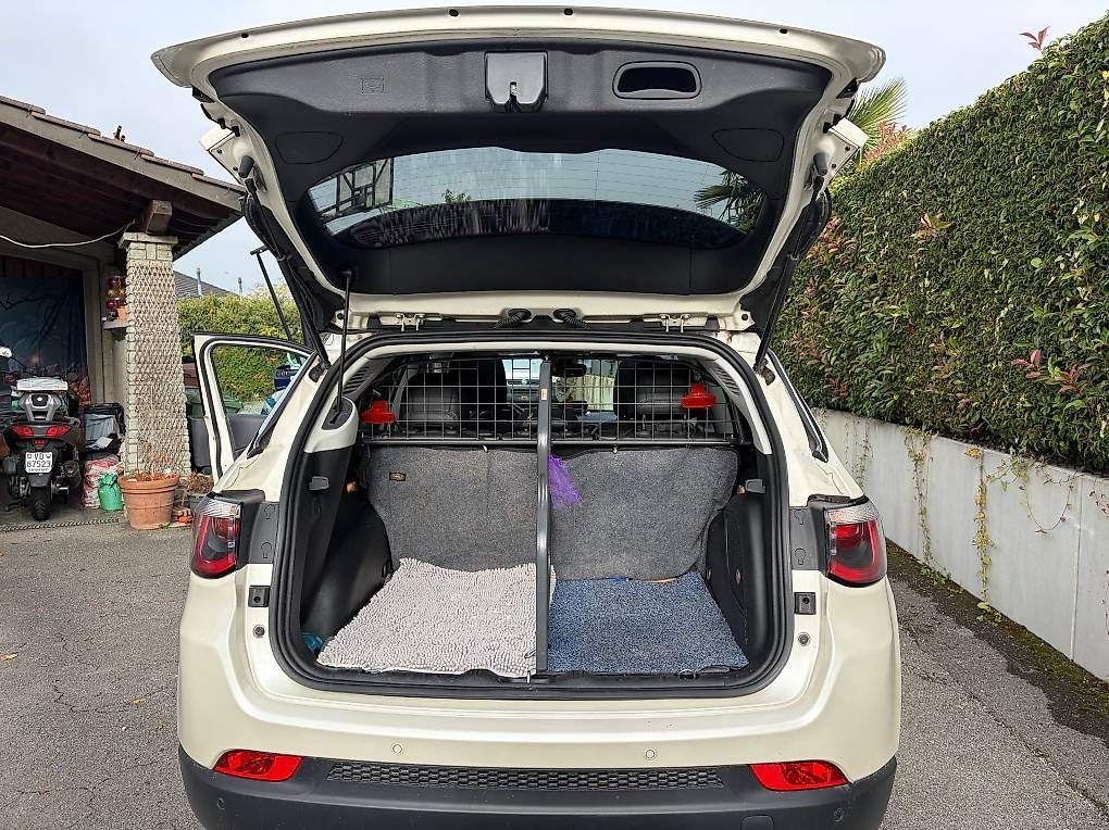 Automobili: Jepp Compass 4x4  – Usato da Crissier venduto da Razibus 1