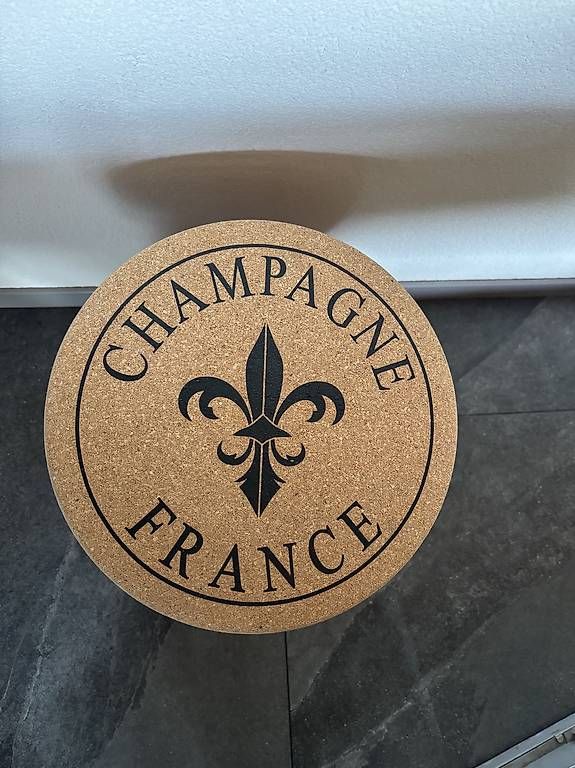 Tabourets: Champagne-hocker – D'occasion à Unteriberg par wg52 1