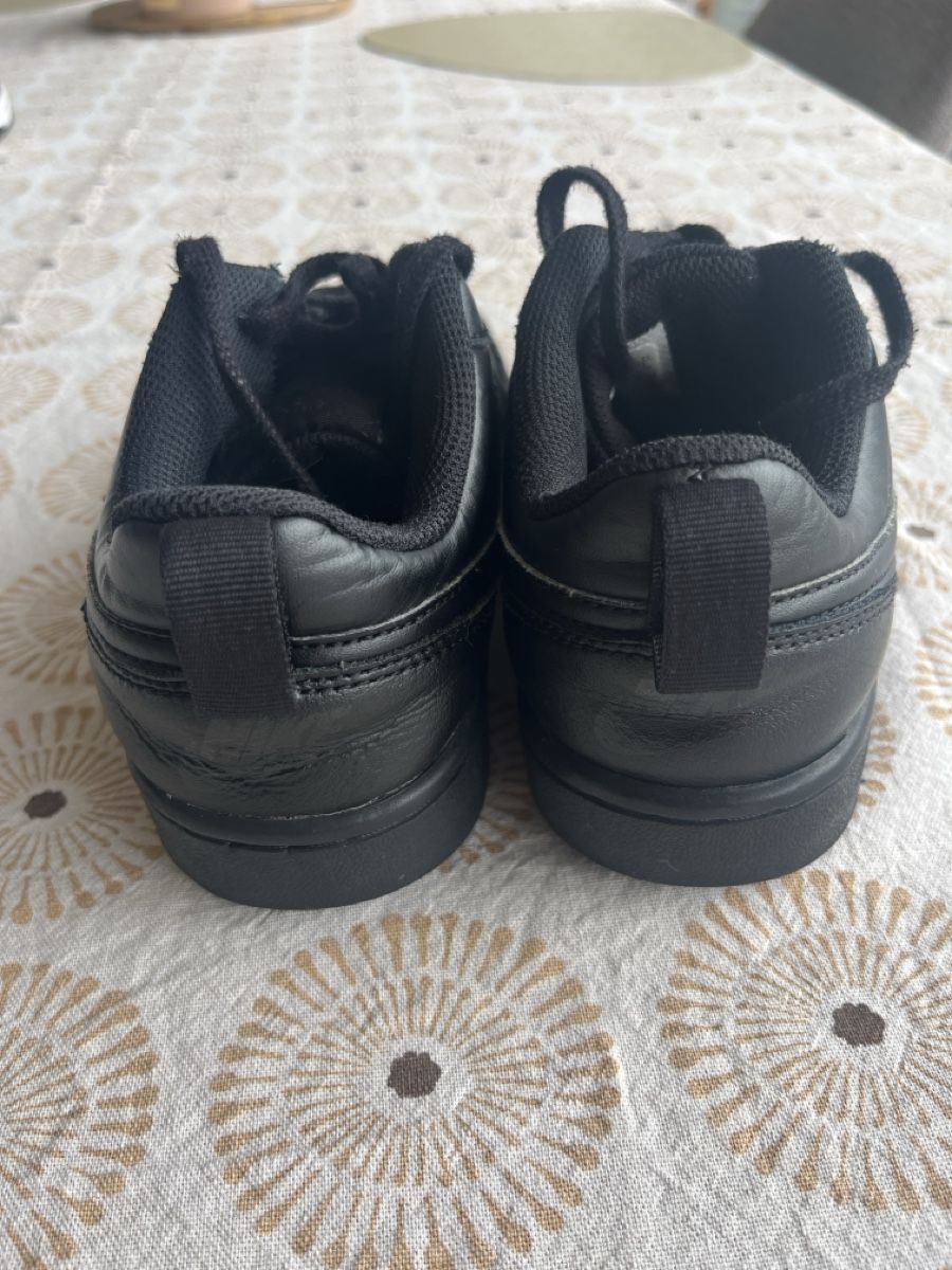 Nike Scarpe da uomo: Nike Sneaker schwarz Grösse 37.5 – Usato da Altdorf UR venduto da Jenny13 2