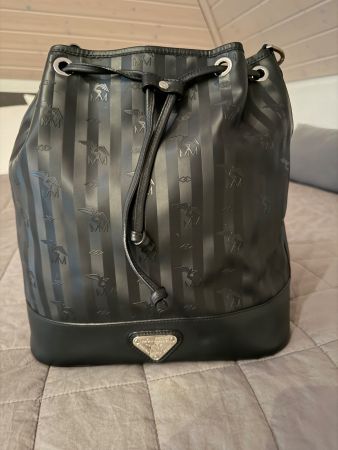 Maison Mollerus Beuteltasche "Niesen" schwarz