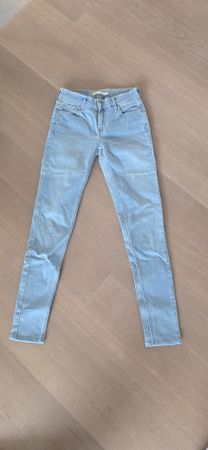 Levi's 710 Super Skinny Jeans hellblau Groesse 26