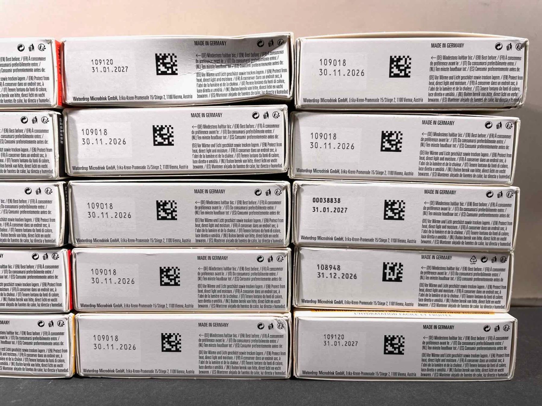 Waterdrop Trinkflaschen & Thermosflaschen: 🟢   20 Waterdrops mit Flasche  - NEU – Neu und originalverpackt aus Zürich von trashtussi 6